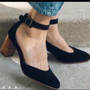 Soludos Gemma black suede heels, Size 6